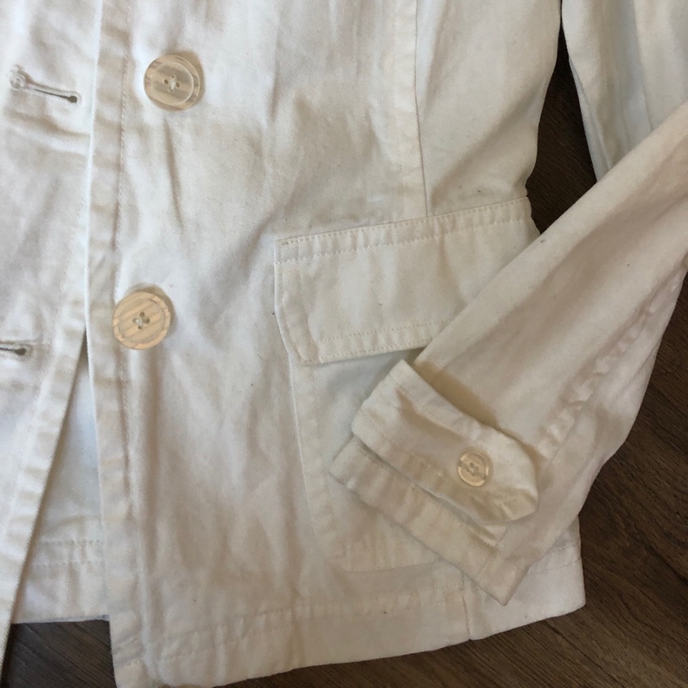 Signature Collection White Jacket - Picture 4 of 6